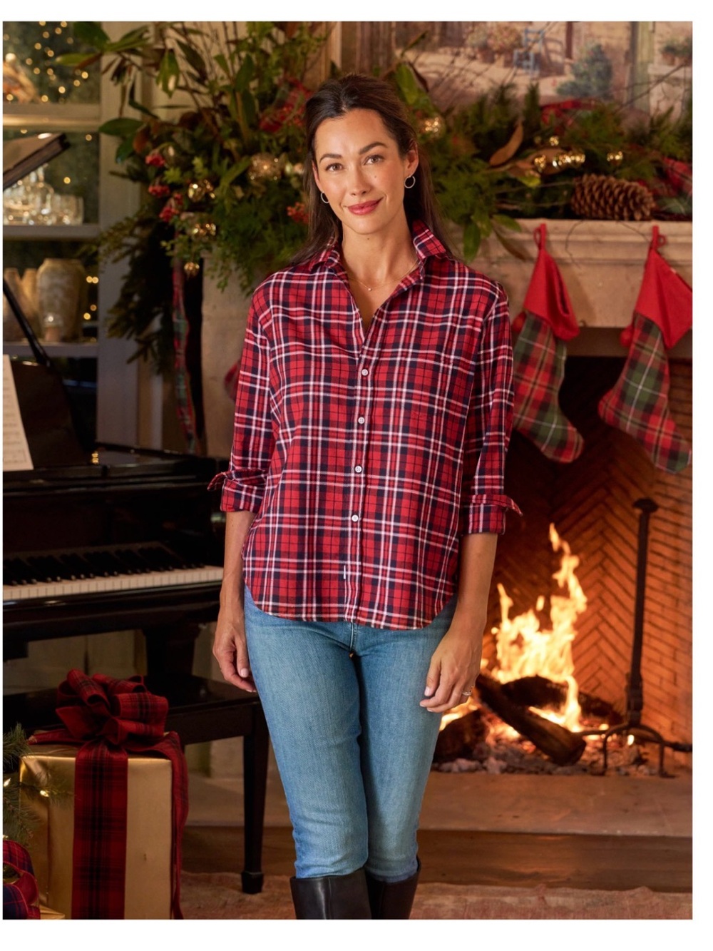 Frank & Eileen Red Plaid Button-Up Shirt Eileen (size S) Perfect for fall!!